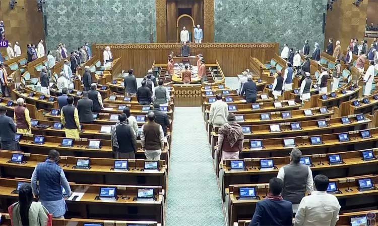 கூட்டத்தொடர் நிறைவு: மக்களவை  காலவரையறையின்றி ஒத்திவைப்பு